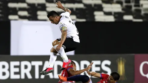 Paredes poco pudo hacer para evitar la eliminación de Colo Colo.