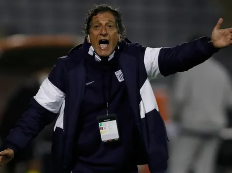 Hinchas de Alianza Lima exigen el despido del Comandante Salas