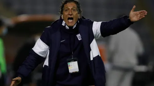Mario Salas no logra levantar a Alianza Lima.