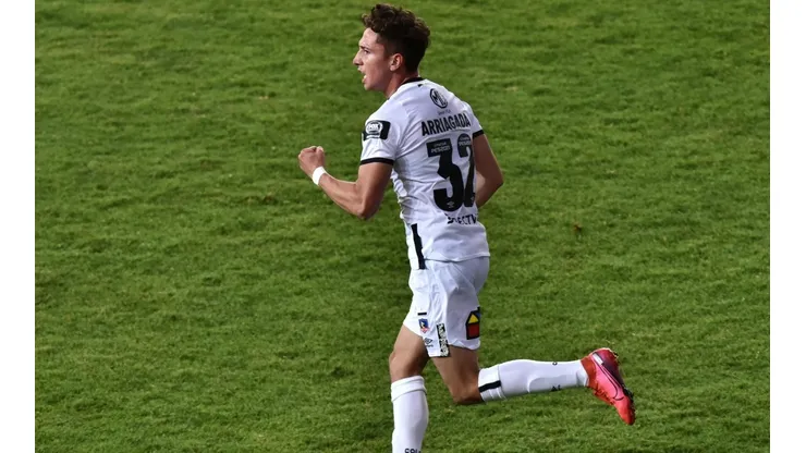 Luciano Arriagada, juvenil de Colo Colo