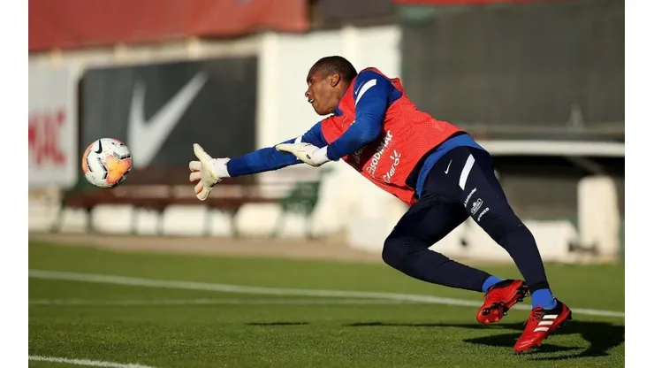 Omar Carabalí en la Roja