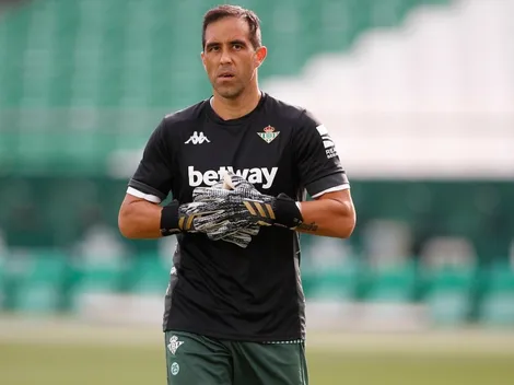 Formación: Claudio Bravo vuelve a la titularidad en el Real Betis