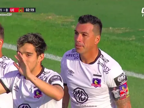 Colo Colo abre el marcador tras un golazo de Esteban Paredes