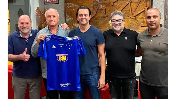 Scolari desechó a Colo Colo para llegar a un equipo que está mucho peor.