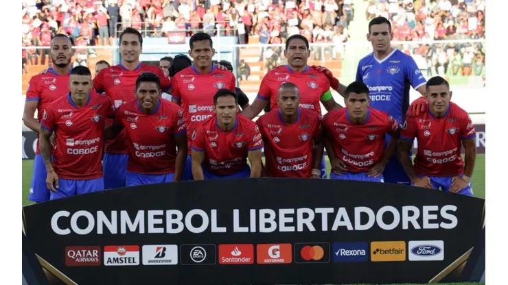 A los jugadores de Jorge Wilstermann todavía no le pagan los premios por clasificar a esta Libertadores 2020.