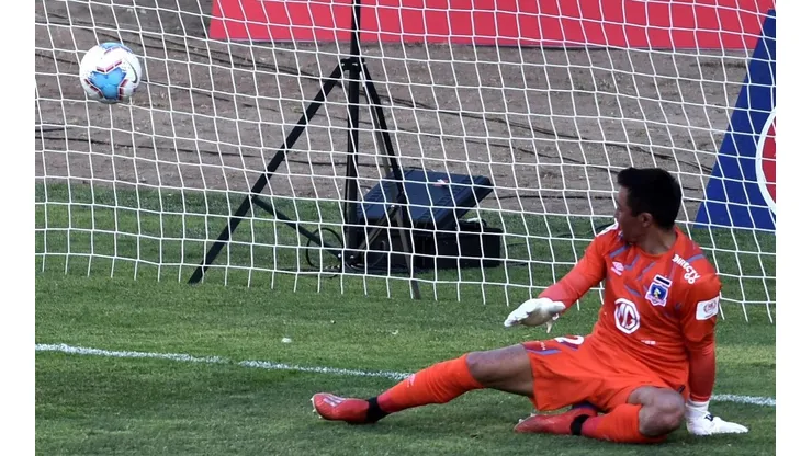 Pinto encajó dos goles ante Coquimbo Unido.