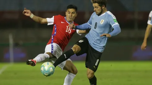 Chile cae contra Uruguay tras un paupérrimo arbitraje