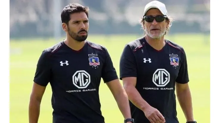 Fernando Gutiérrez respalda a Gustavo Quinteros