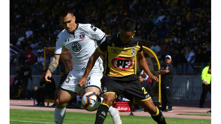 Colo Colo tendrá el esperado debut de Gustavo Quinteros en la banca.