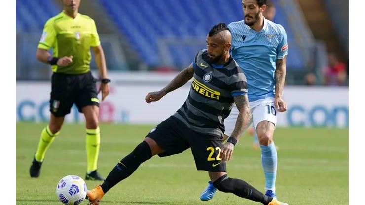 Arturo Vidal está teniendo un buen cometido como titular ante la Lazio.