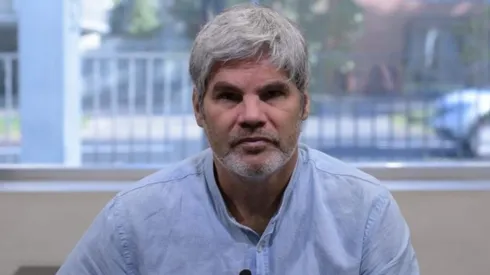 Juan Cristobal Guarello le habla a Quinteros