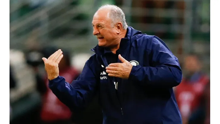Nadie en Blanco y Negro se ha contactado con Scolari