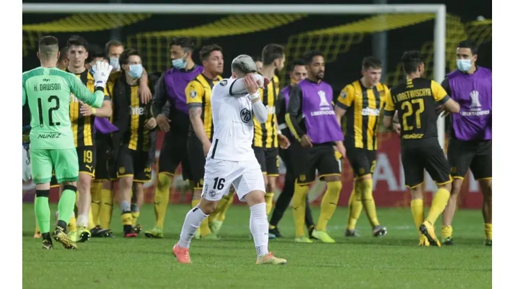 Colo Colo hipoteca sus opciones de llegar a los 8vos de final de la Libertadores.