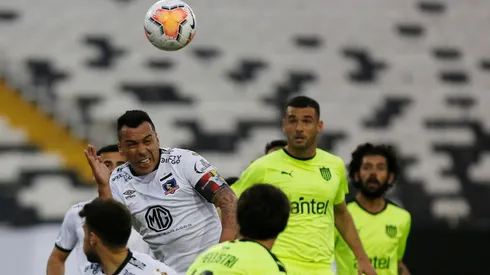 Peñarol llega con un crisis similar a la de Colo Colo.