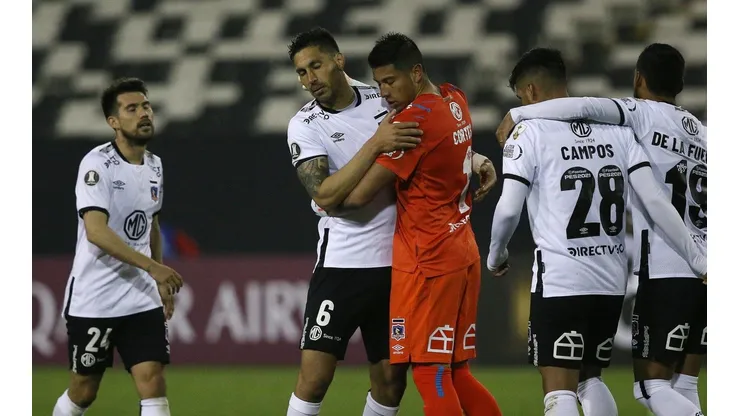 Colo Colo quiere dejar el bochorno en el pasado regresando a los abrazos.