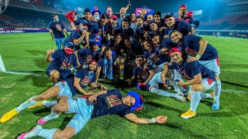 José Domingo Salcedo celebra en Paraguay