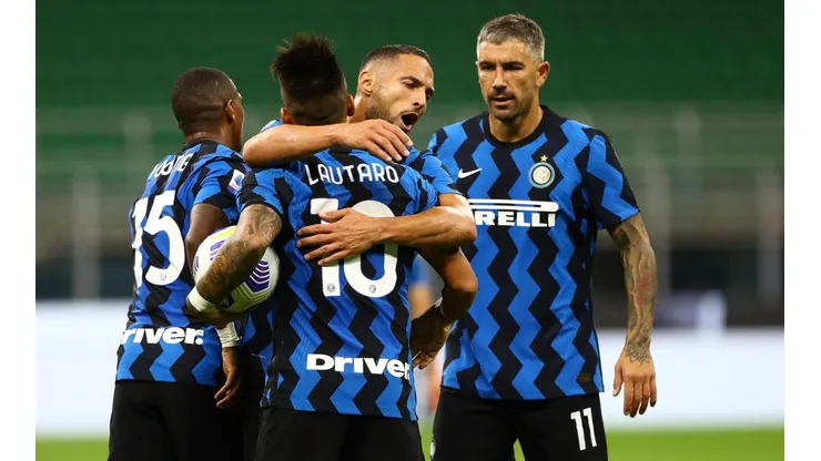 Inter remontó de la mano de sus dos jugadores chilenos.