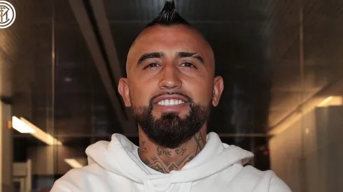 Inter de Milán anunció a Vidal.