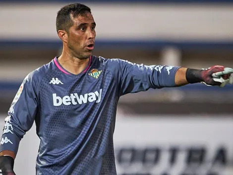 Claudio Bravo con el Real Betis enfrenta al Valladolid por La Liga