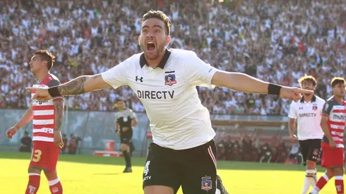 El defensor buscará la nacionalidad para jugar por la Roja.