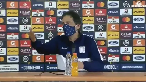 Salas no pudo evitar entrar en conflicto por la situación.