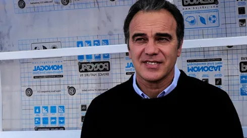 Lasarte tuvo contactos con Colo Colo en el pasado para reemplazar a Mario Salas