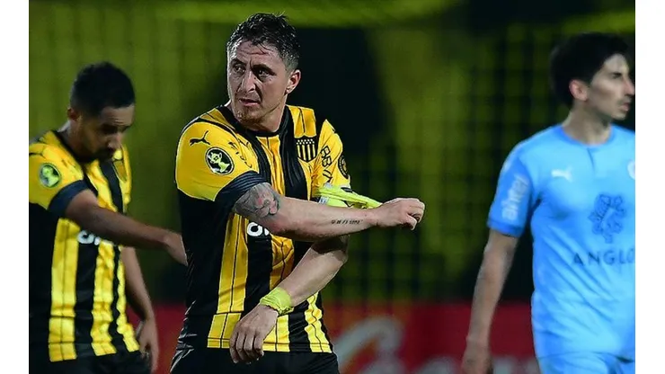 Peñarol está bastante lejos de la lucha por el título.