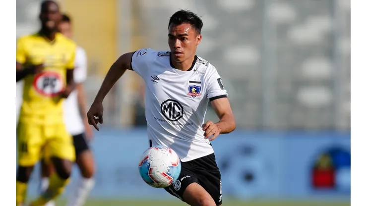 Suazo se la sigue jugando con Jara como DT albo.