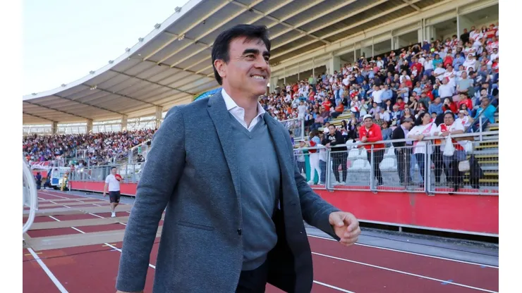 Quinteros no vendrá a Colo Colo, al menos por ahora.