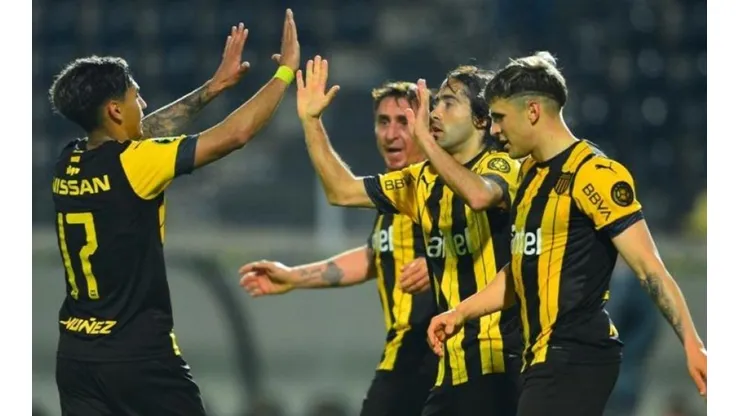 Peñarol es el próximo rival del Cacique en Copa Libertadores