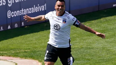 Paredes achica la distancia con Caszely