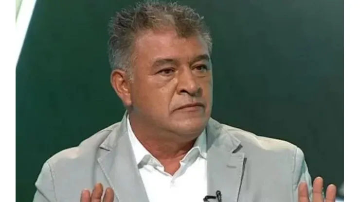 Claudio Borghi no quedó conforme con el nivel mostrado en el Superclásico