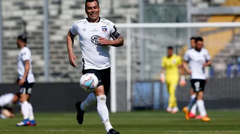 Esteban Paredes jugará un clásico especial a sus 40 años, donde se puede convertir en el goleador de este tipo de instancias.