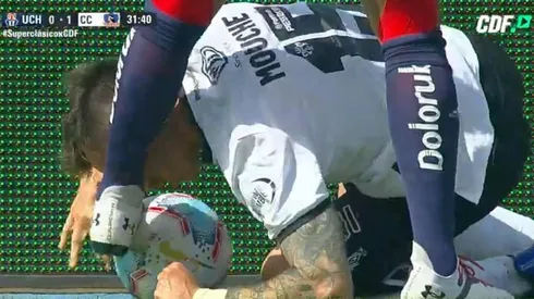 La patada que recibió Mouche