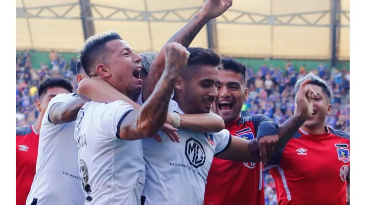 Colo Colo ahora quiere volver a los abrazos en cancha