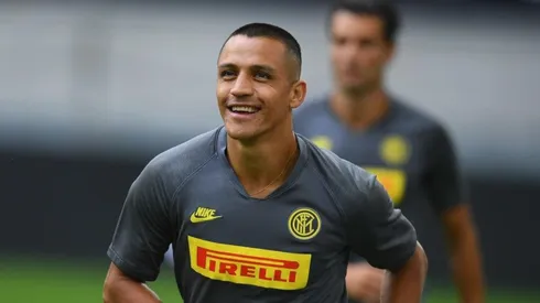 Alexis sonríe y podrá ser considerado para la gran final de la Europa League