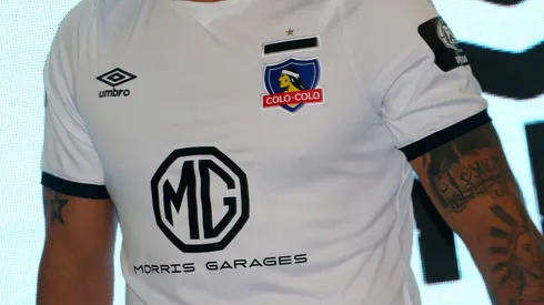Umbro no sigue en Colo Colo