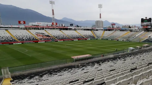 Hasta bien entrado el 2021 estarían los estadios sin público.