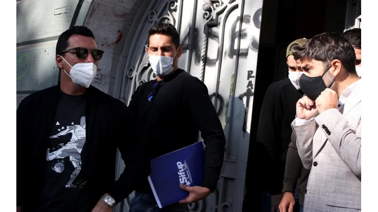 Gamadiel García lanza dardos a Blanco y Negro por conflicto interno