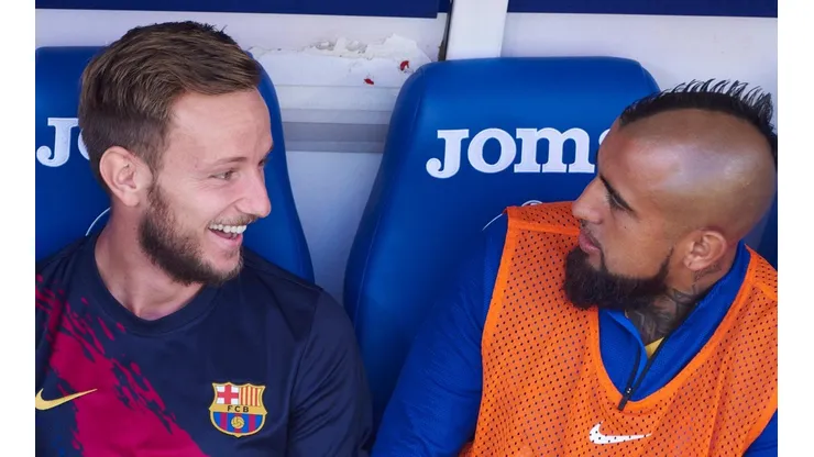 Ivan Rakitic y Arturo Vidal en el Barcelona