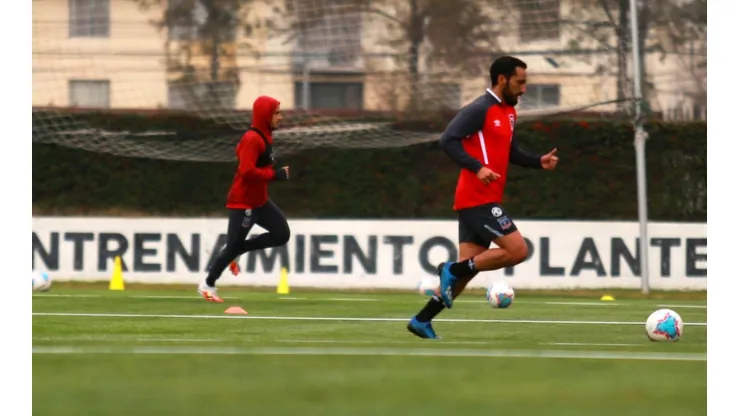 Un miembro del plantel dio positivo por Covid-19