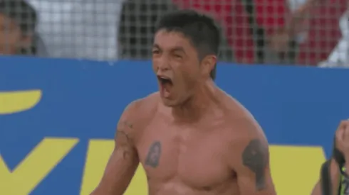 Millar festejando un gol que pavimentó el título para Colo Colo en el 2008