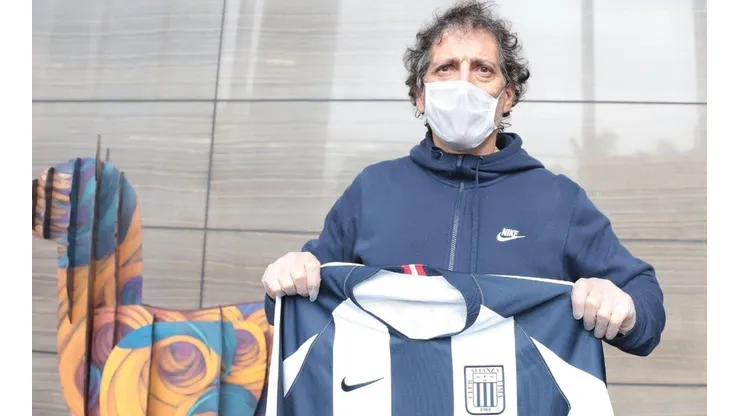 El entrenador es la flamante contratación de Alianza Lima para este 2020.