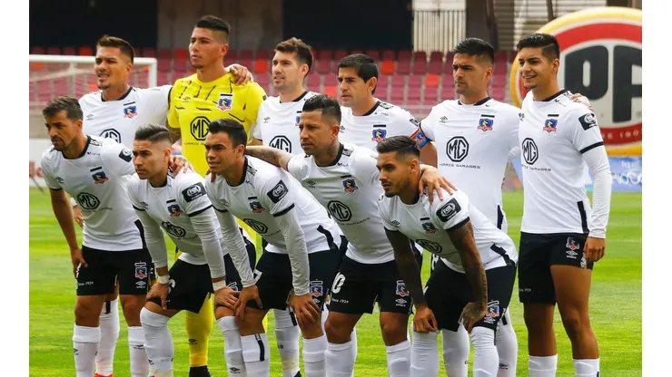 Colo Colo será vestido por Umbro hasta diciembre de este año.