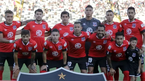 Plantel de Colo Colo está inquieto por situación contractual