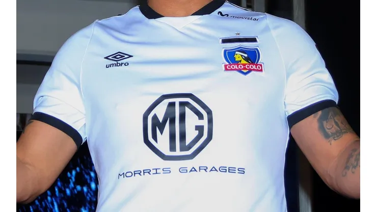 Colo Colo hace menos de un año presentó su camiseta Umbro