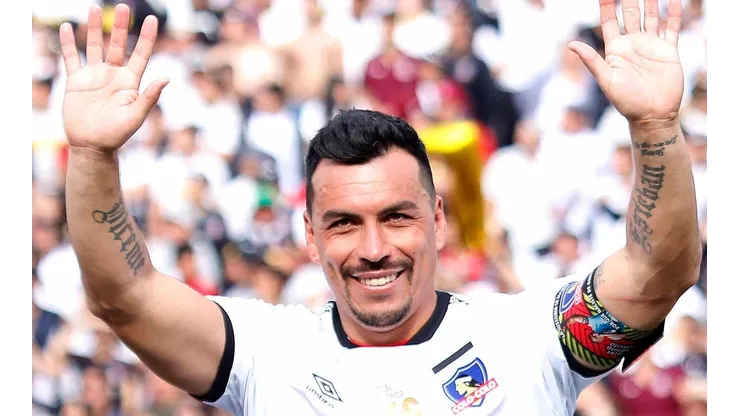 La ANFP le descontó un gol a Paredes, a pesar de haberlo homenajeado por su récord.