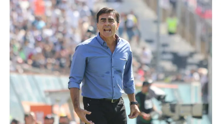 Marcelo Espina se refiere a los acercamientos con Gustavo Quinteros