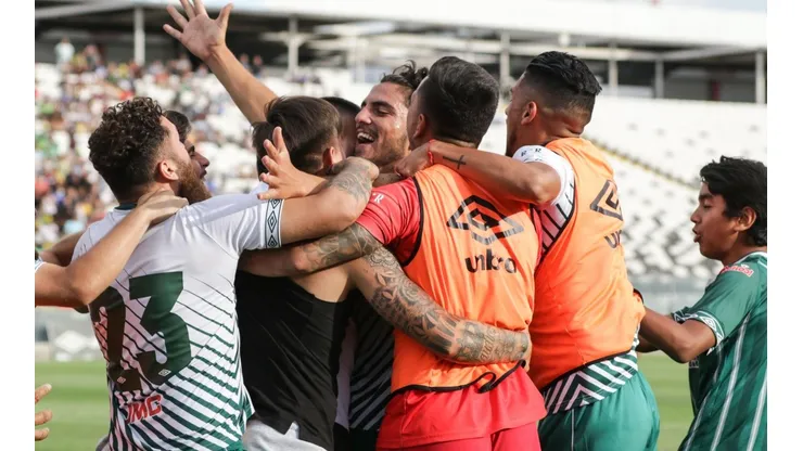Muchos futbolistas rehacen sus carreras en Rodelindo Román