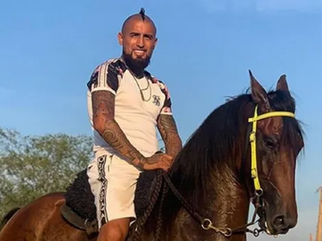 Vidal hizo una vaca en Colo Colo para apostar: "El caballo llegó detrás de la ambulancia"